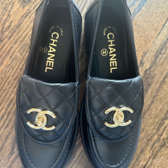 Chanel Quilted Loafers - size 6.5. NEW - worn once. Receipt photo included. - Picture 10 of 10